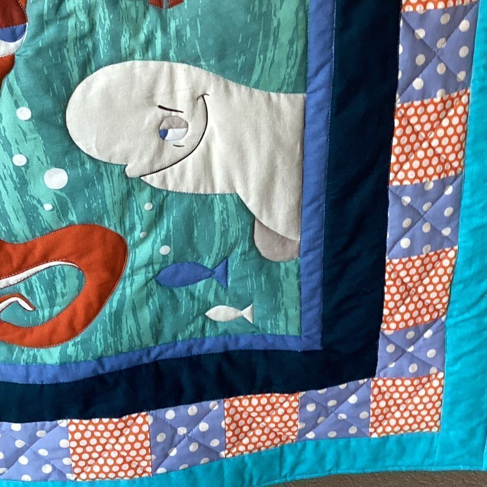 Ocean Adventure Fish Quilt - Picture 7 of 15